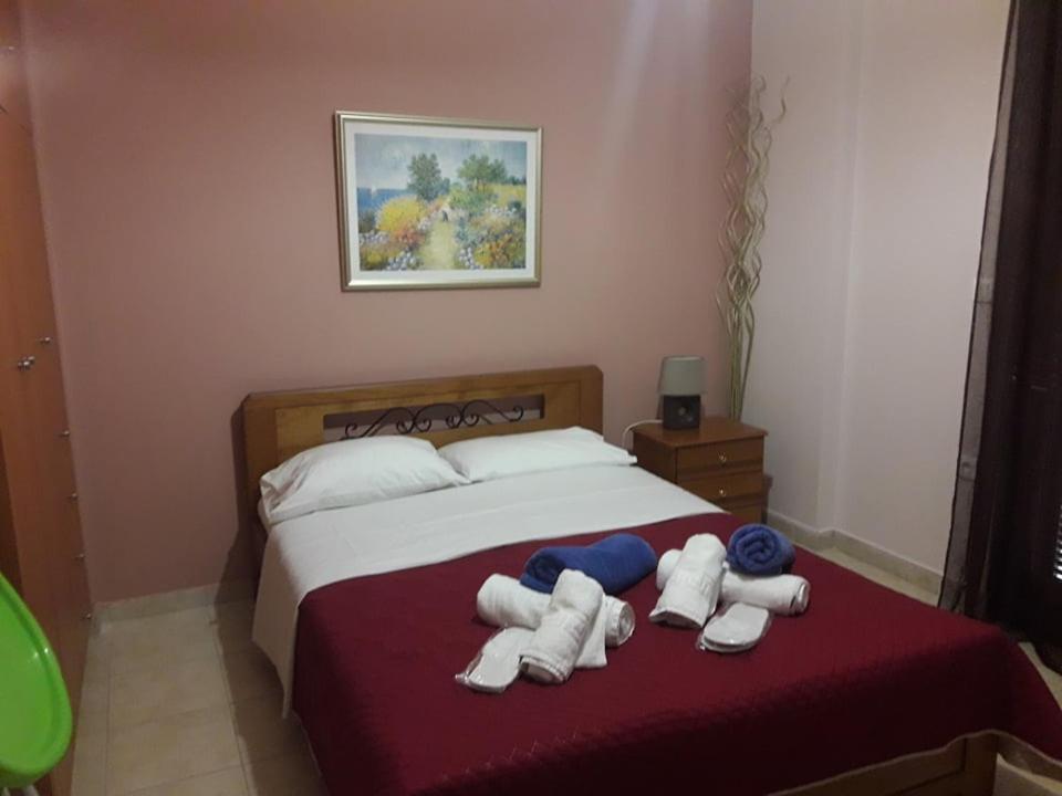 Kelly'S Villa In Stoupa Neokhorion  Eksteriør bilde